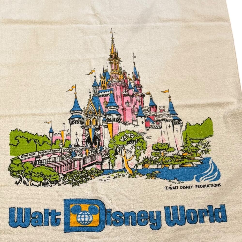 1980's Cannon Made in USA 100% Cotton Walt Disney World Cinderella Castle Towel - Picture 3 of 9